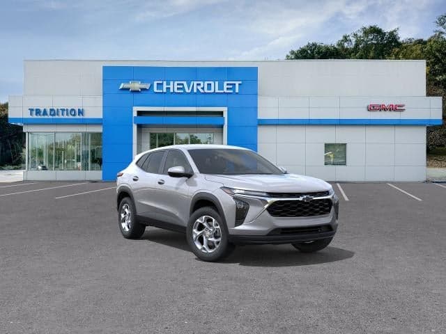 2026 Chevrolet Trax LS — photo 1 of 30