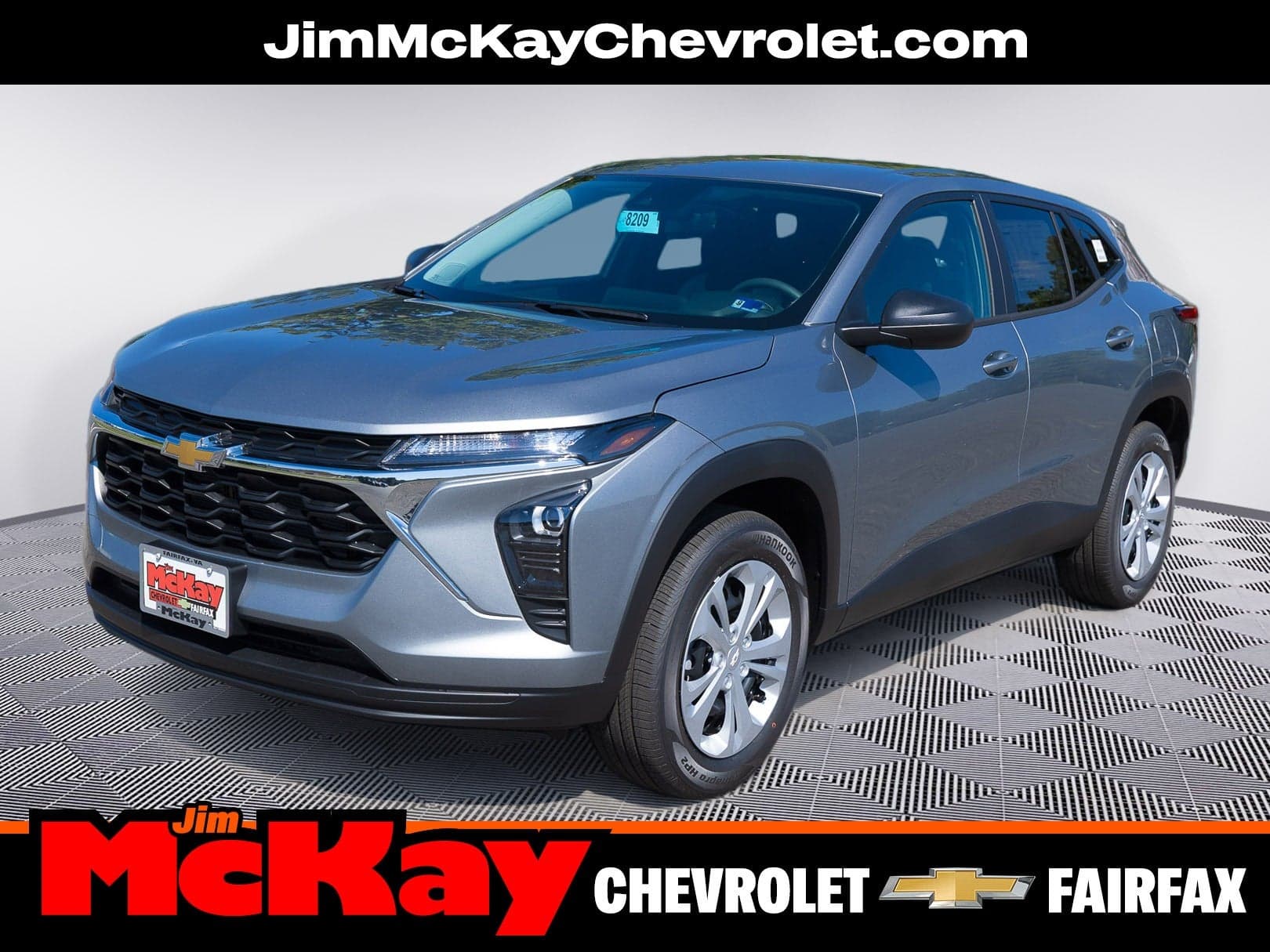 2026 Chevrolet Trax LS — photo 1 of 40