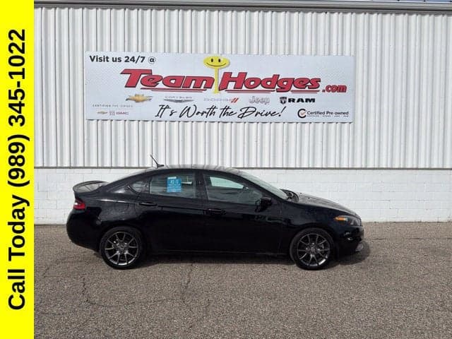 2013 Dodge Dart SXT — photo 1 of 37