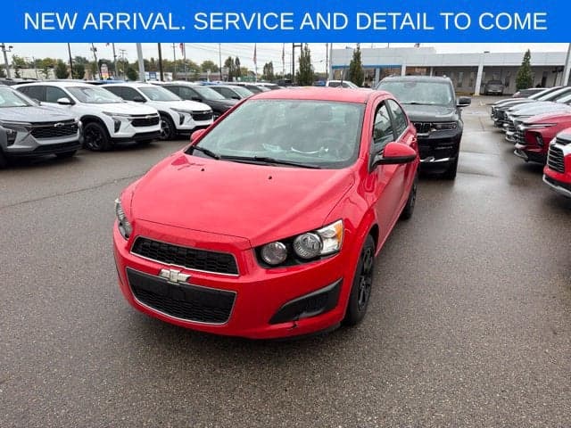 2014 Chevrolet Sonic LT — photo 1 of 5