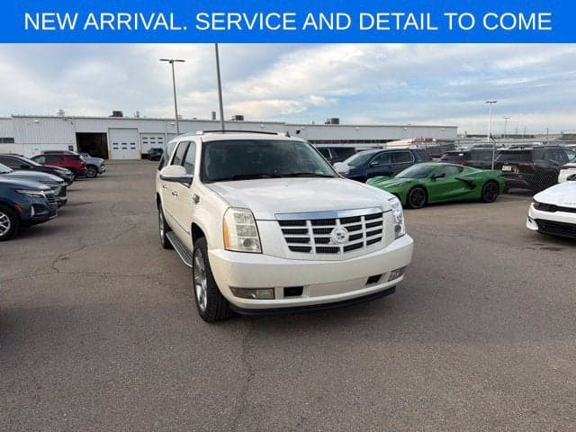 2008 Cadillac Escalade ESV Base — photo 1 of 5