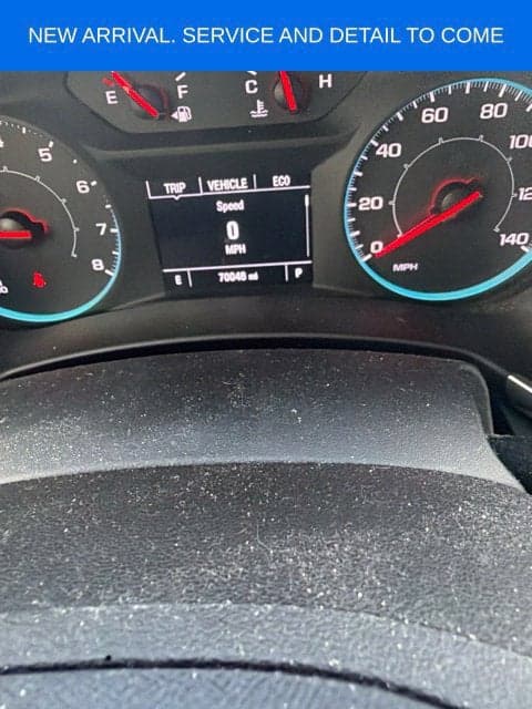 2019 Chevrolet Equinox LS — photo 1 of 5