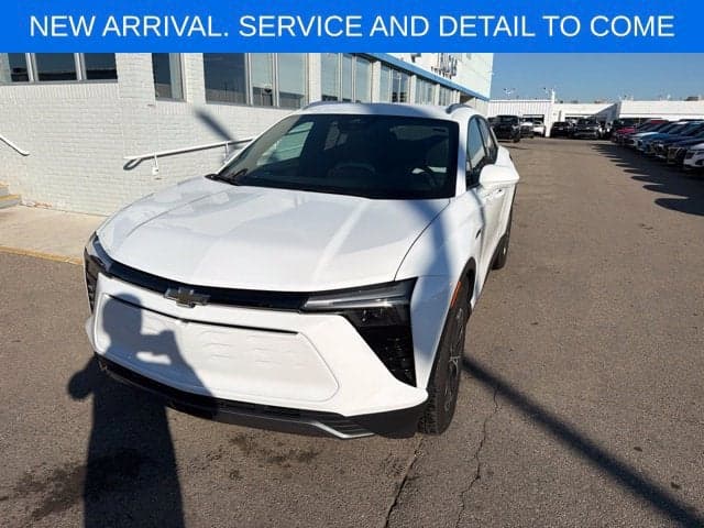 2025 Chevrolet Blazer EV AWD LT — photo 1 of 5