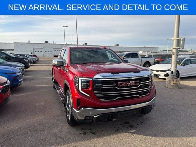 2024 GMC Sierra 1500 SLT — photo 1 of 5