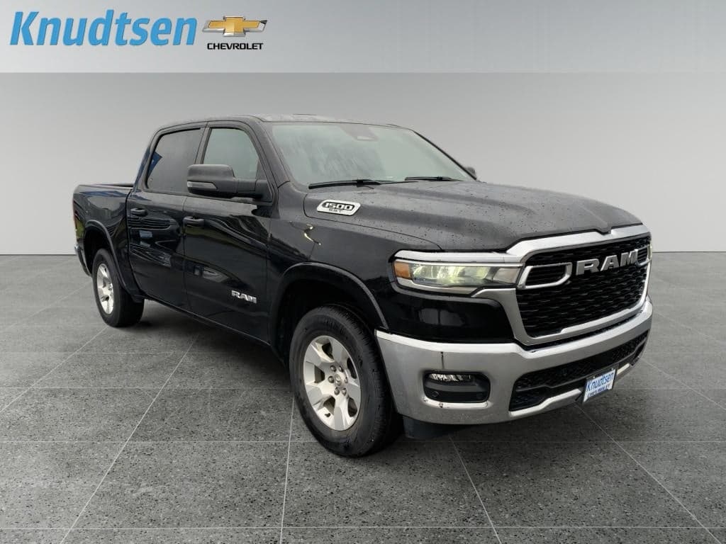 2025 RAM 1500 Big Horn — photo 1 of 10