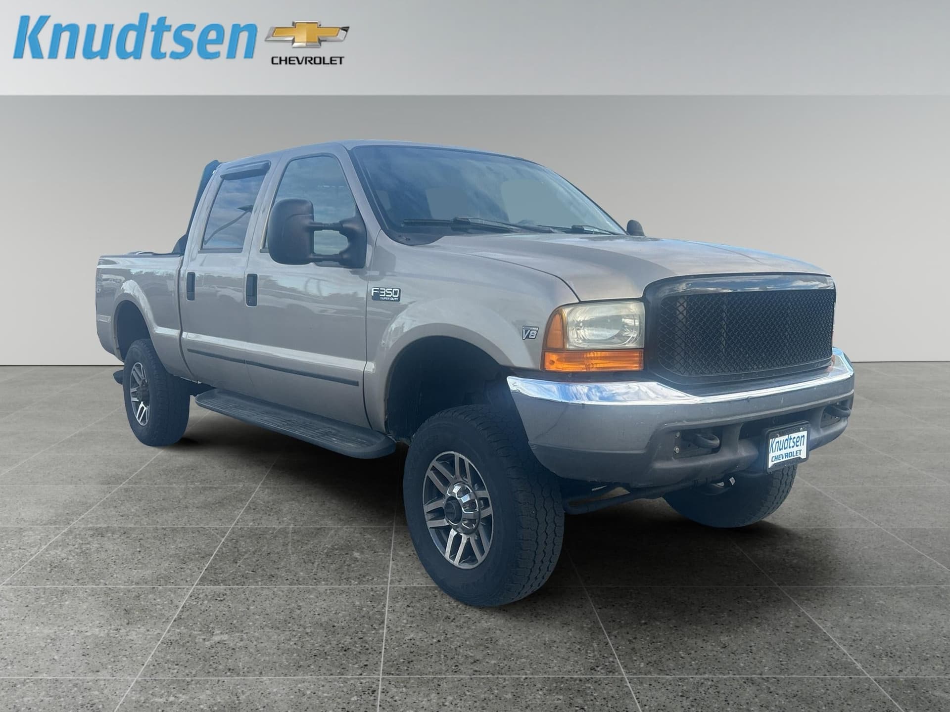 1999 Ford Super Duty F-350 SRW XL — photo 1 of 5