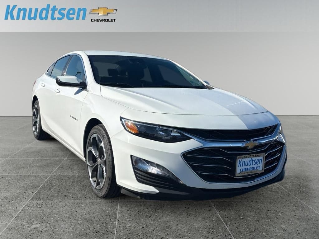 2024 Chevrolet Malibu 1LT — photo 1 of 10