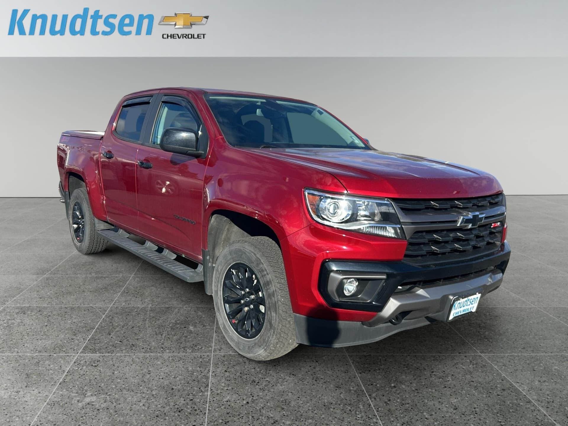 2022 Chevrolet Colorado 4WD Z71 — photo 1 of 5