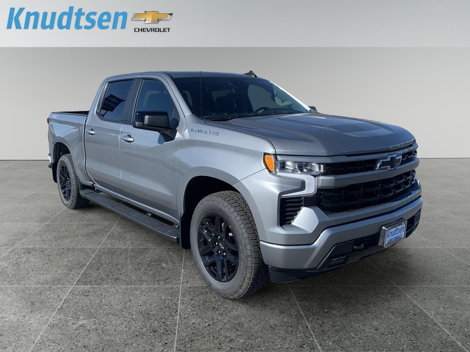 2026 Chevrolet Silverado 1500 RST — photo 1 of 5