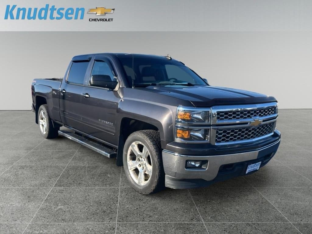 2015 Chevrolet Silverado 1500 LT — photo 1 of 10