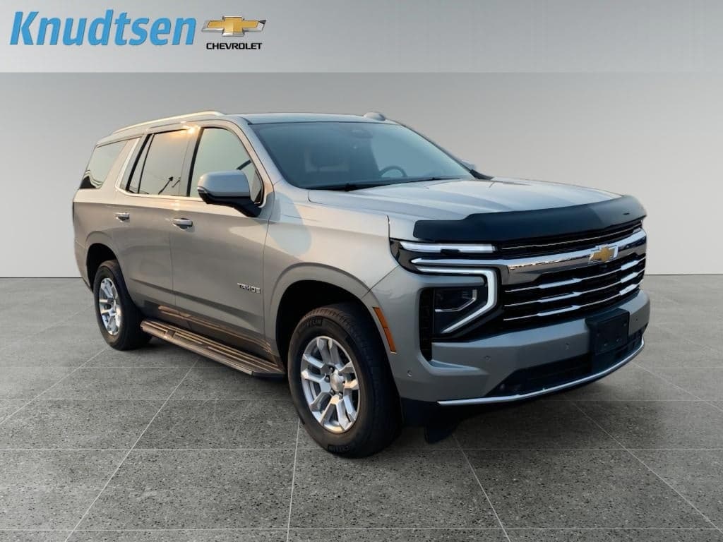 2025 Chevrolet Tahoe LT — photo 1 of 26