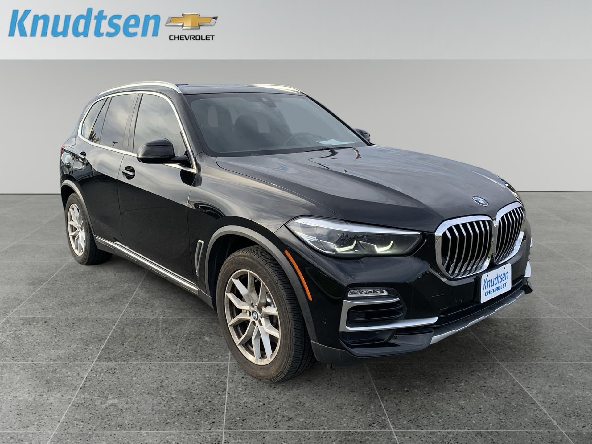 2020 BMW X5 xDrive40i — photo 1 of 5