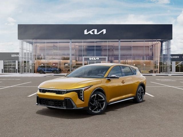 2026 Kia K4 GT-Line — photo 1 of 42
