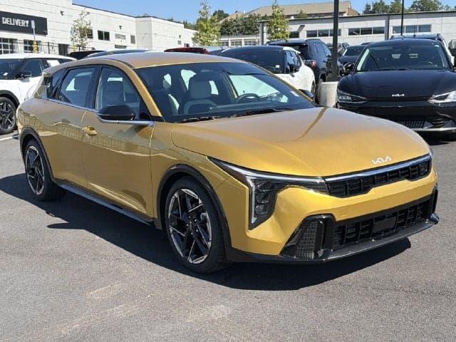 2026 Kia K4 GT-Line — photo 1 of 5