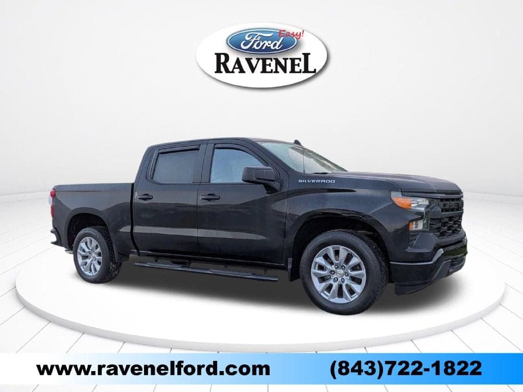 2024 Chevrolet Silverado 1500 Custom — photo 1 of 5
