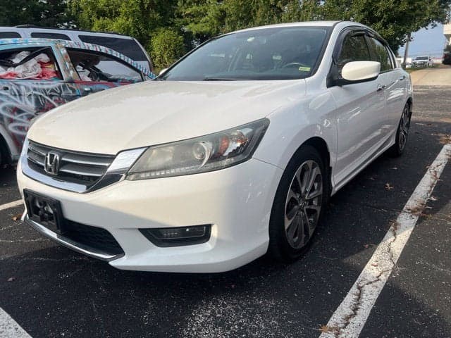 2015 Honda Accord Sedan Sport — photo 1 of 2