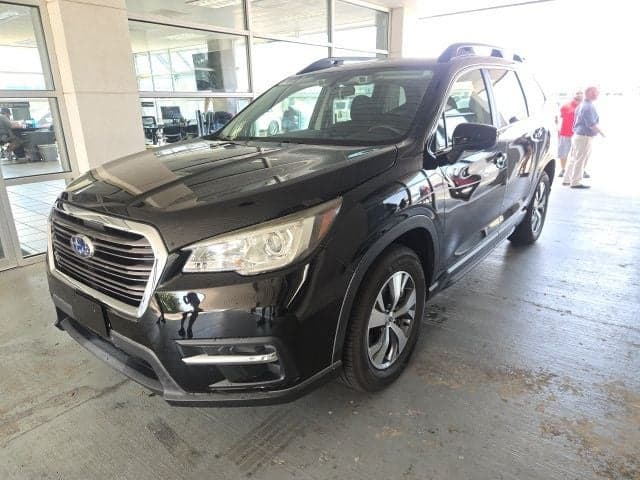 2019 Subaru Ascent Premium — photo 1 of 16