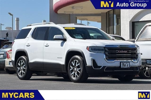 2021 GMC Acadia SLE — photo 1 of 5