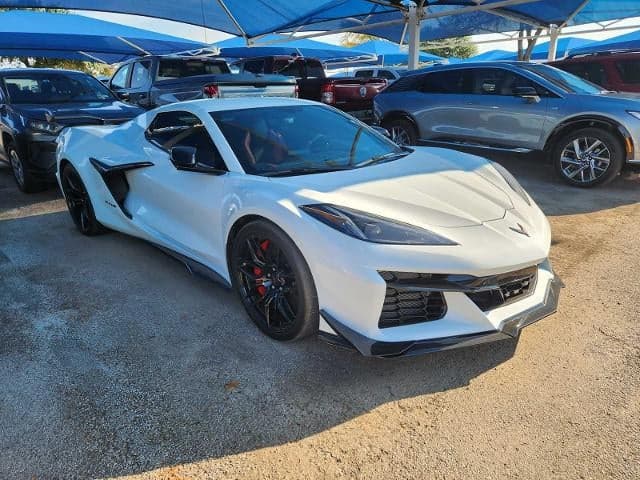 2023 Chevrolet Corvette 2LZ — photo 1 of 5