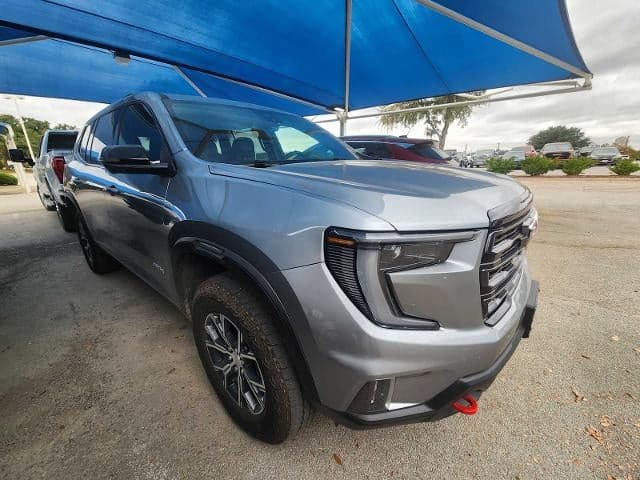 2025 GMC Acadia AWD AT4 — photo 1 of 4