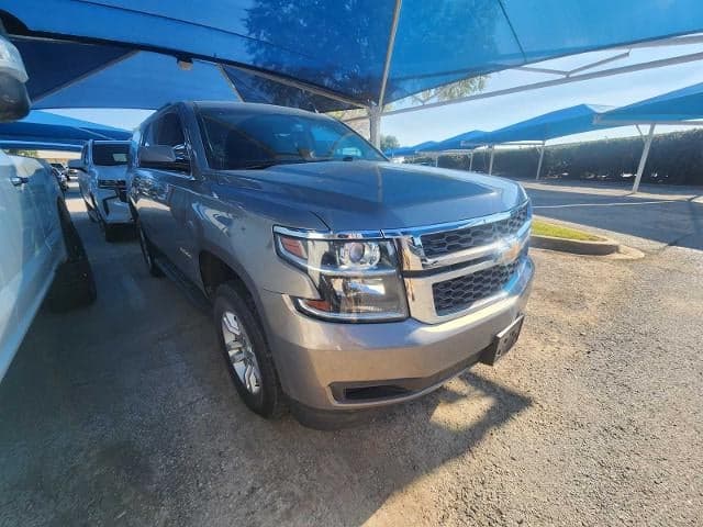 2019 Chevrolet Tahoe LS — photo 1 of 5