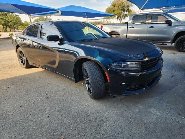 2018 Dodge Charger SXT — photo 1 of 4