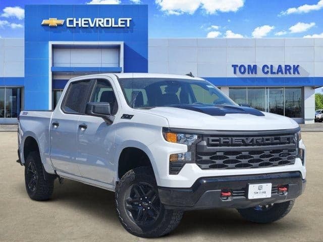 2026 Chevrolet Silverado 1500 Custom Trail Boss — photo 1 of 27