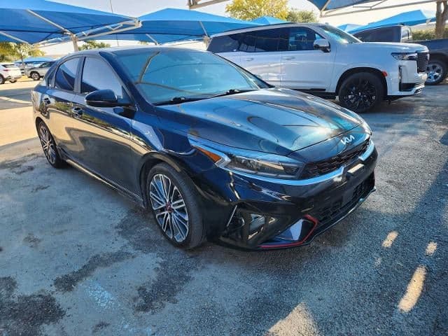 2023 Kia Forte GT — photo 1 of 4