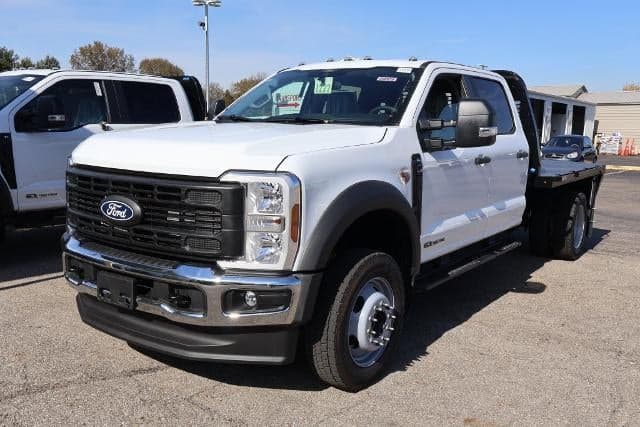 2027 Ford Super Duty F-550 DRW XL — photo 1 of 5