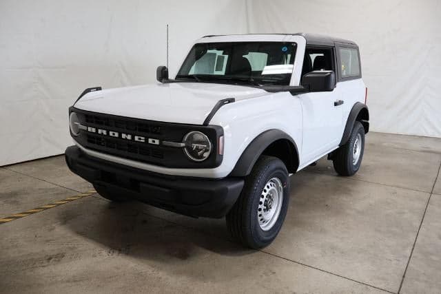 2026 Ford Bronco Base — photo 1 of 31