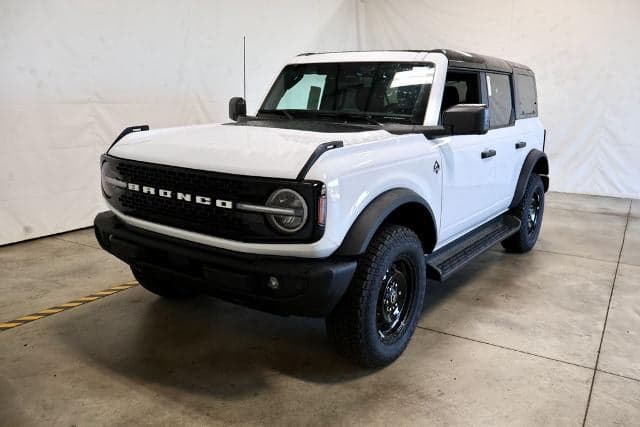 2026 Ford Bronco Outer Banks — photo 1 of 35