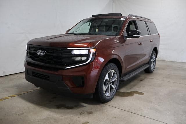 2027 Ford Expedition Active — photo 1 of 33