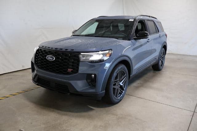 2026 Ford Explorer ST — photo 1 of 37