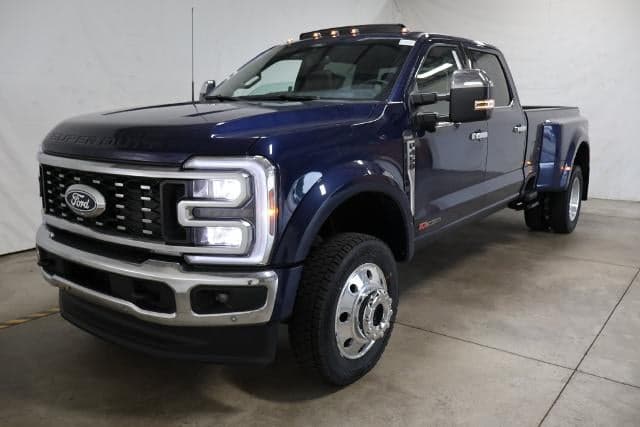 2027 Ford Super Duty F-450 DRW King Ranch — photo 1 of 36