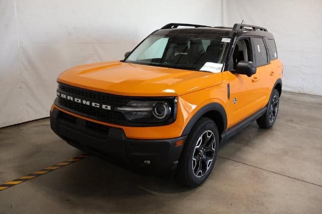 2026 Ford Bronco Sport Outer Banks — photo 1 of 5