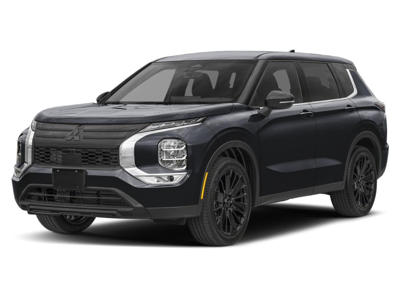 2026 Mitsubishi Outlander LE — photo 1 of 18