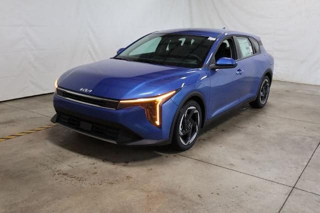 2026 Kia K4 Hatchback EX — photo 1 of 49