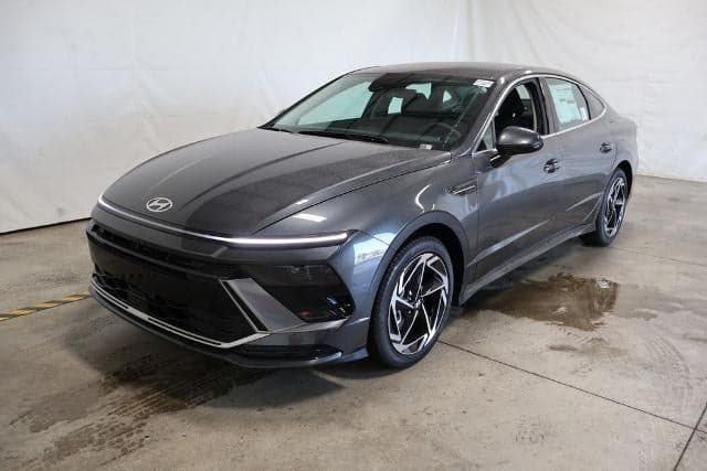 2026 Hyundai Sonata SEL Sport — photo 1 of 49