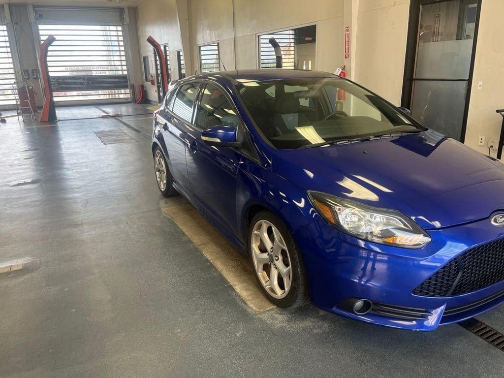 2013 Ford Focus ST — photo 1 of 31
