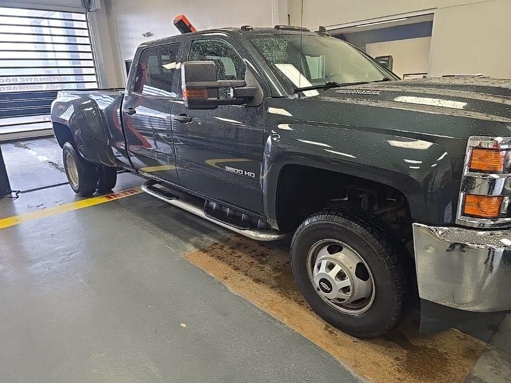 2017 Chevrolet Silverado 3500HD Work Truck — photo 1 of 33