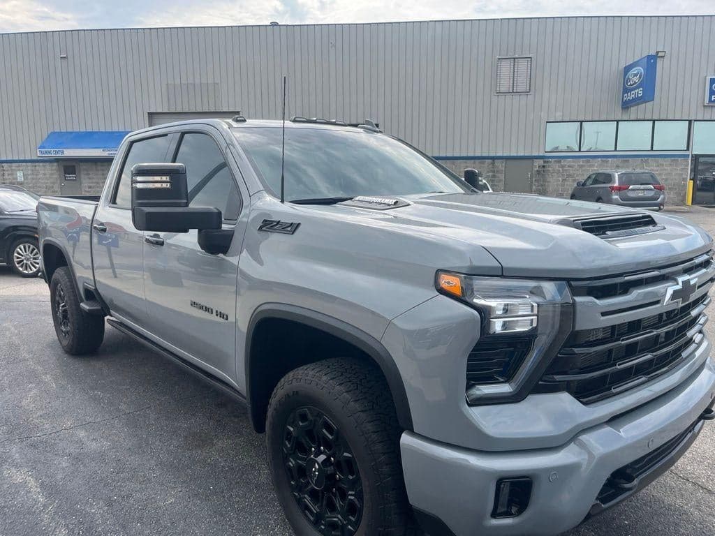 2024 Chevrolet Silverado 2500HD LTZ — photo 1 of 27