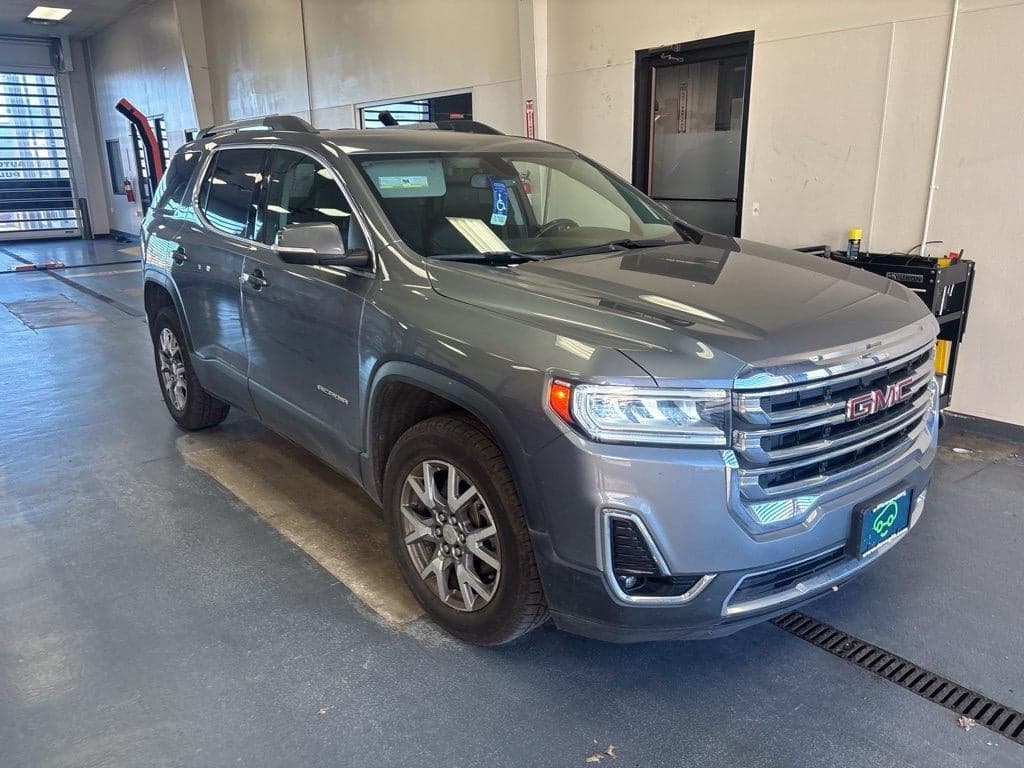 2020 GMC Acadia SLT — photo 1 of 5