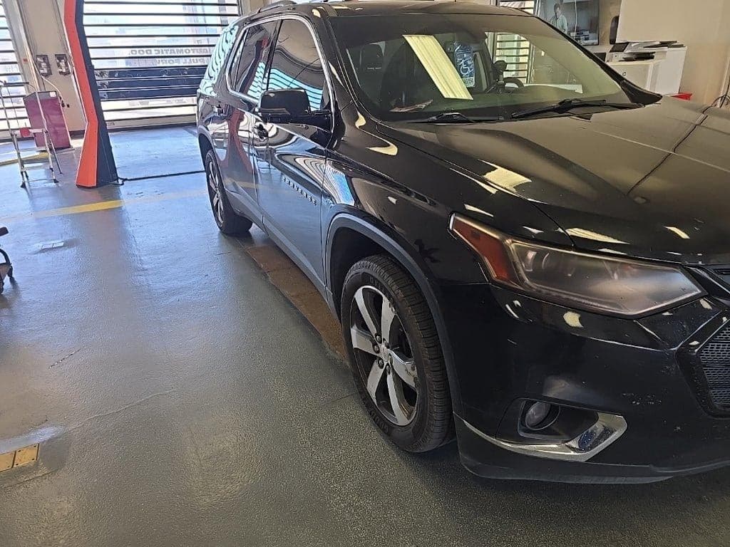 2018 Chevrolet Traverse 3LT — photo 1 of 28