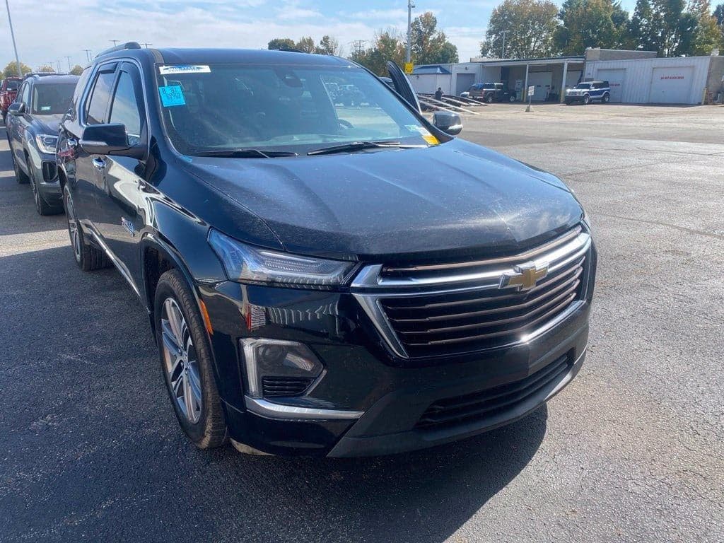 2023 Chevrolet Traverse High Country — photo 1 of 5