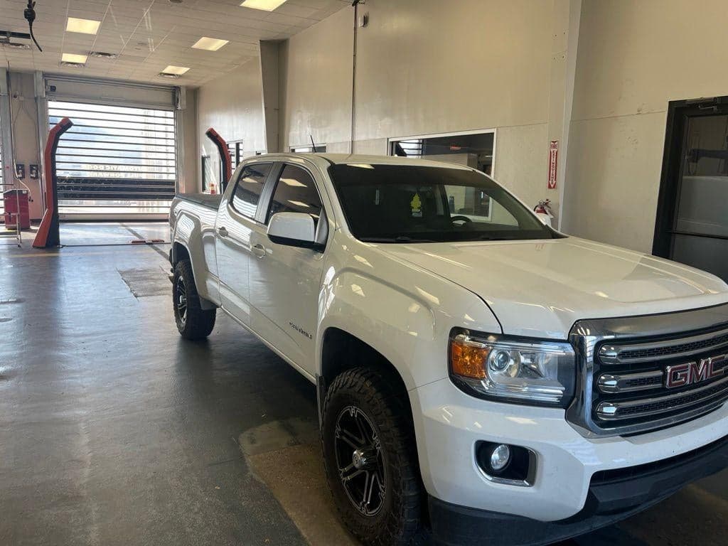 2018 GMC Canyon Base — photo 1 of 31