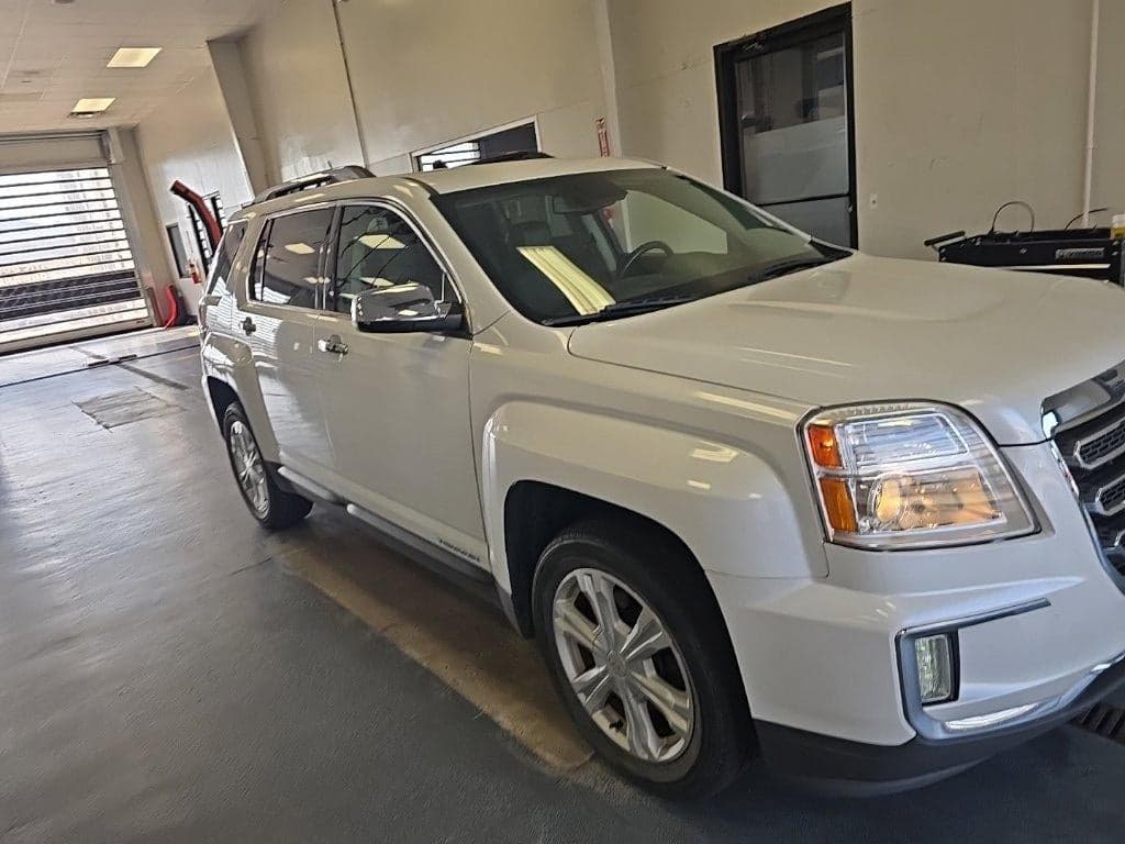 2016 GMC Terrain SLT — photo 1 of 29