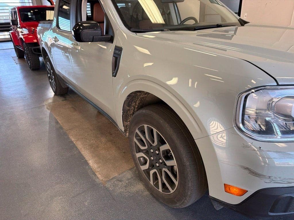 2024 Ford Maverick LARIAT — photo 1 of 32
