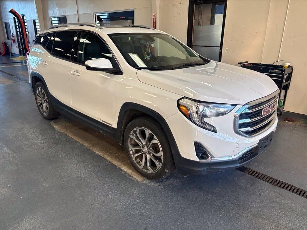 2018 GMC Terrain SLT — photo 1 of 32