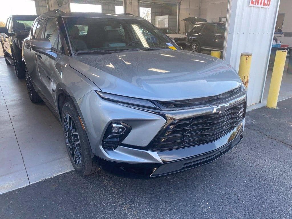 2024 Chevrolet Blazer RS — photo 1 of 5