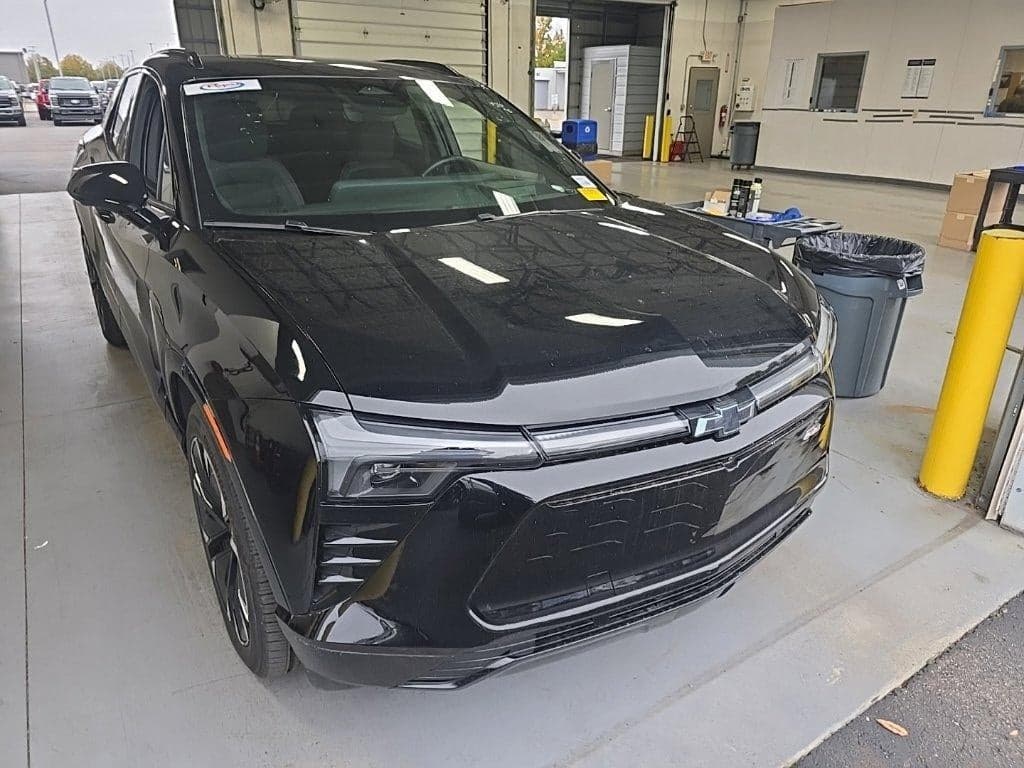 2024 Chevrolet Blazer EV eAWD RS — photo 1 of 5